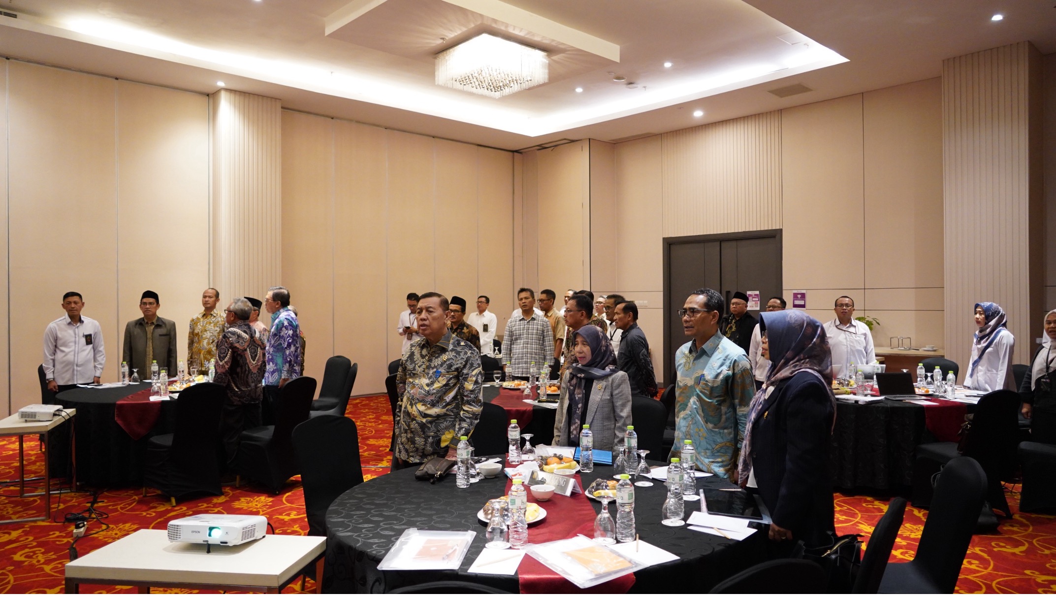 Dirjen Badilag Buka FGD Kaji Dinamika Penyelesaian Sengketa Niaga Syariah sebagai Solusi Kepastian Hukum 3