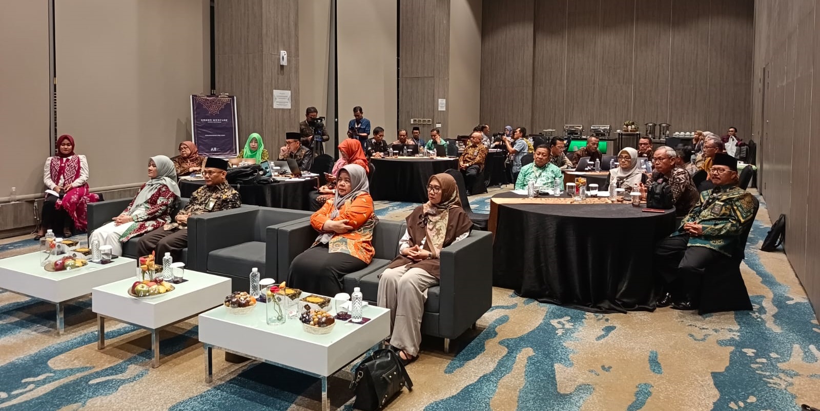 Dirjen Badilag Saat Buka ToT Bimbingan Teknis Kaum Rentan 2