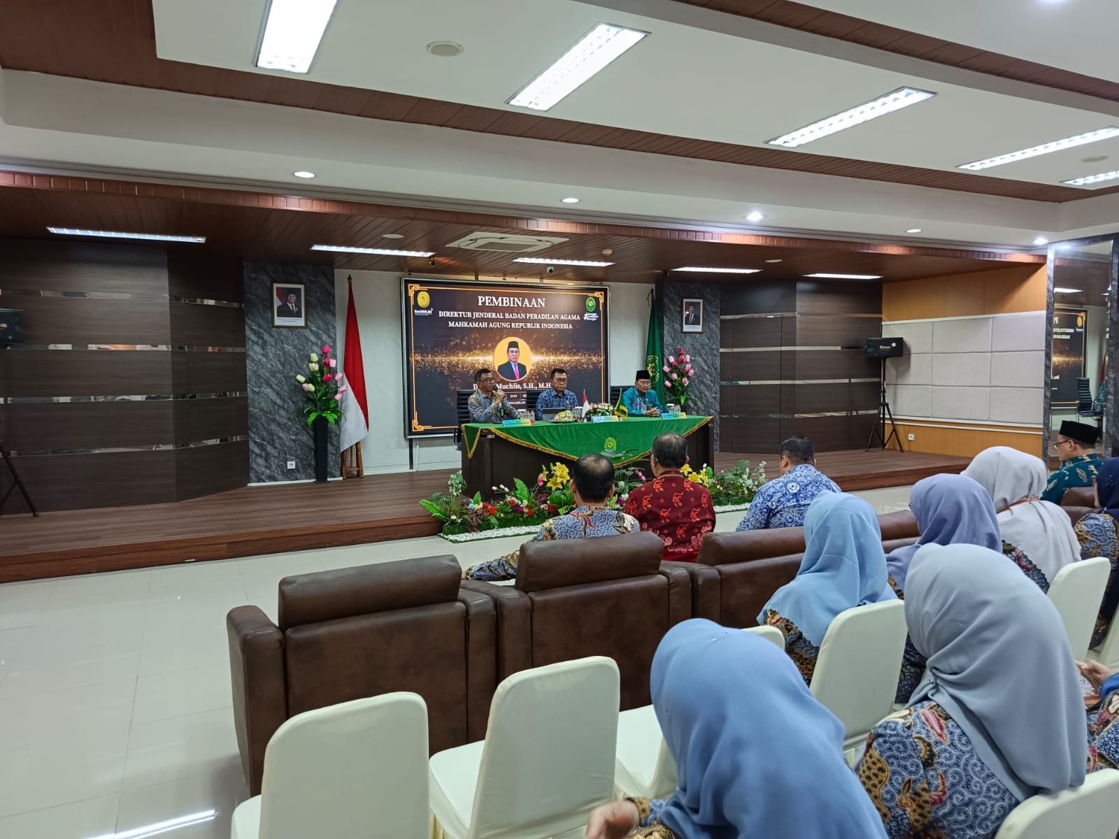 Dirjen Badilag Tekankan Integritas Berkelanjutan dan Apresiasi Capaian PA Bandung hal 3