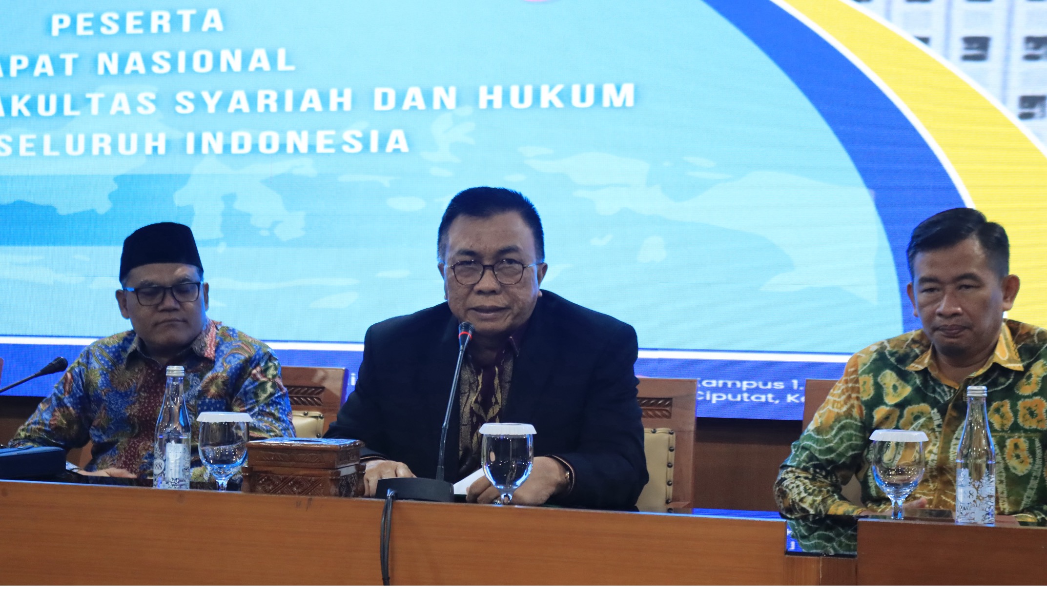 Ditjen Badilag Tandatangani Perjanjian Kerja Sama Dengan Ketua Forum Dekan dan Dekan Fakultas Syariah dan Hukum Perguruan Tinggi Keagamaan Islam Negeri Seluruh Indonesia 2