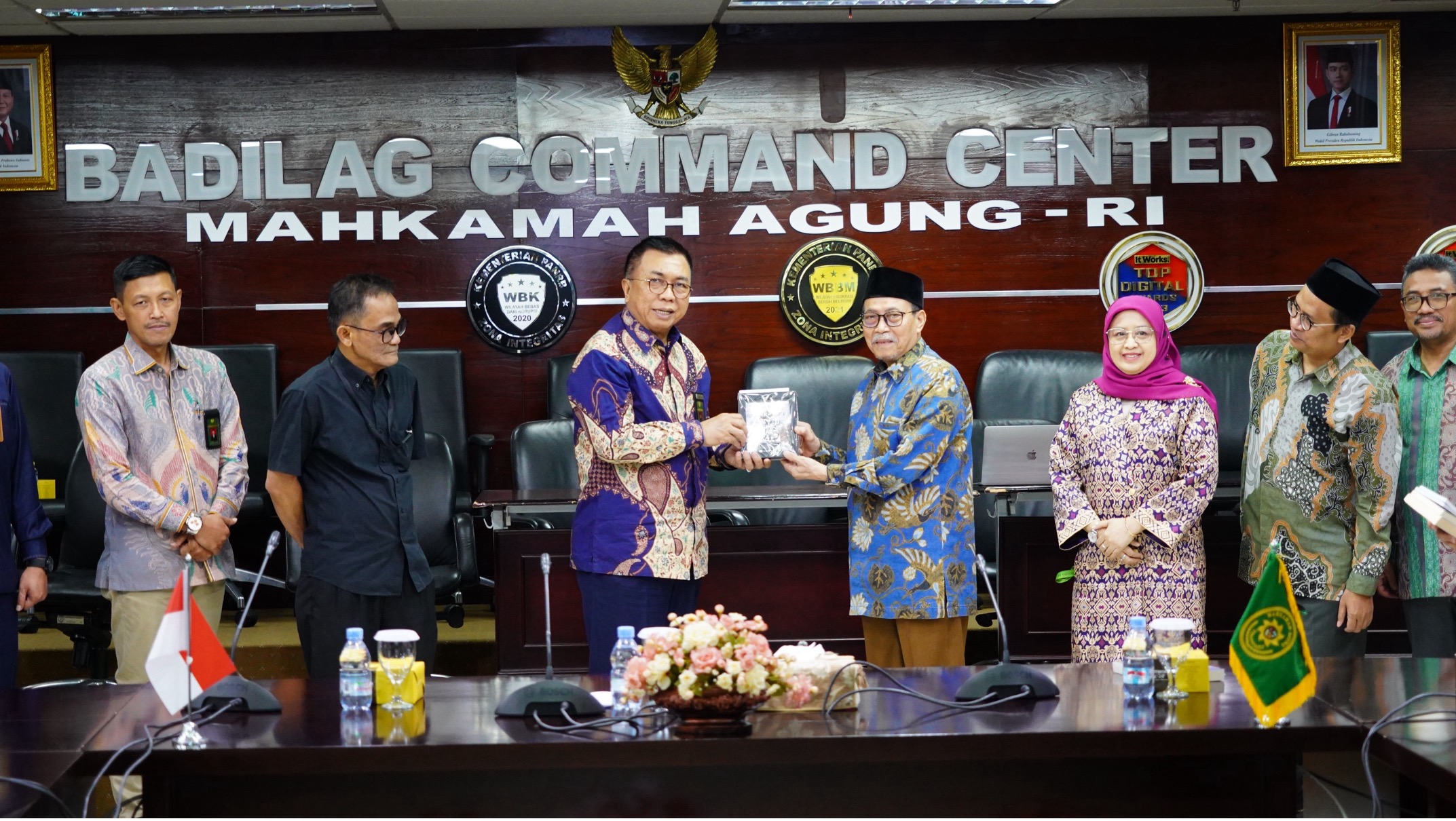 Ditjen Badilag Tandatangani Piagam Kerjasama Dengan Himpunan Ilmuan dan Sarjana Syariah Indonesia HISSI 5