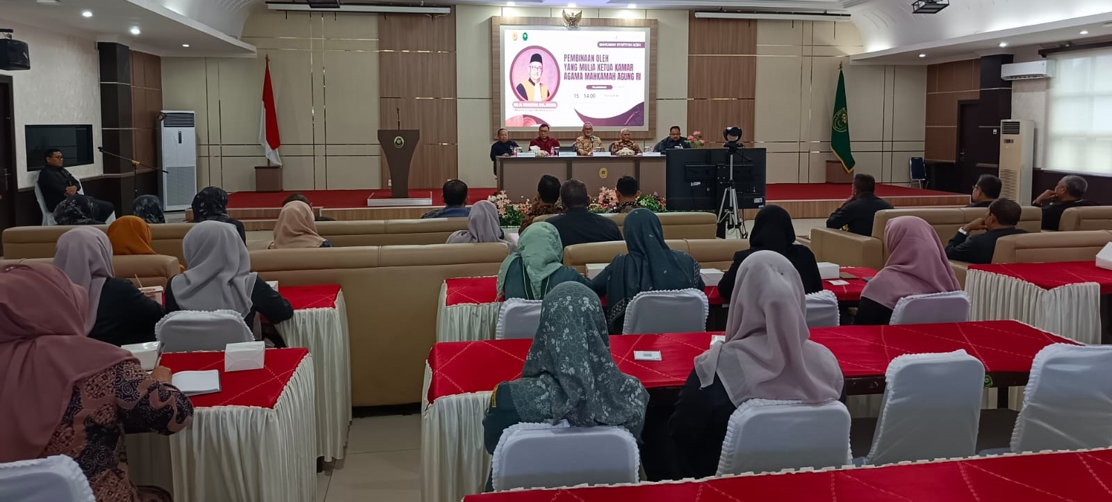 Pembinaan di Mahkamah Syariyyah Aceh hal 2