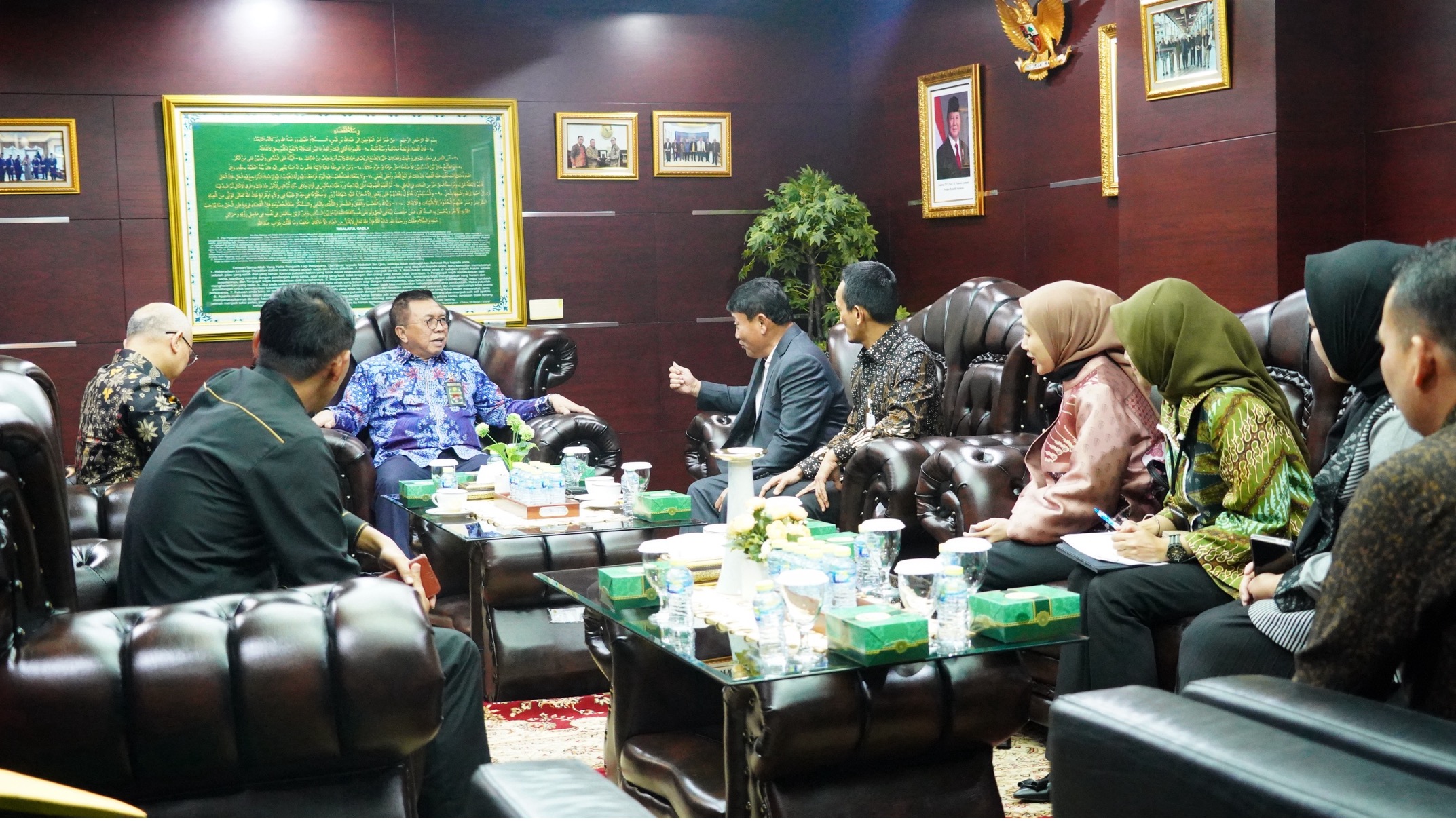 Silaturahmi dan Tingkatkan Kerjasama Dirjen Badilag Terima Audiensi Dari Bank Syariah Indonesia Pusat 2