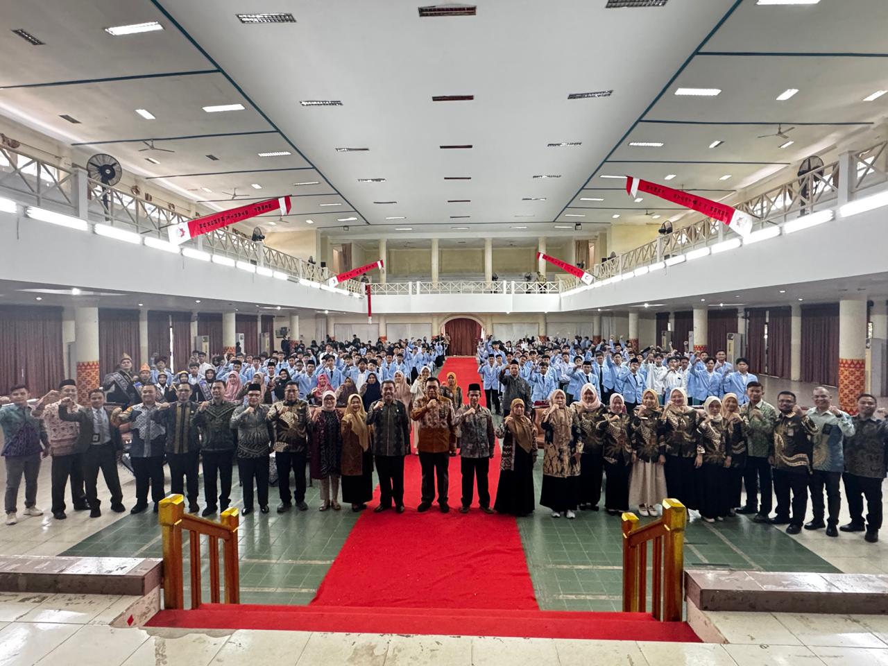 irjen Badilag Memacu Semangat 499 Mahasiswa Baru FSH UIN Raden Fatah 3